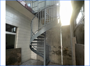 富平農村自建房中柱旋梯