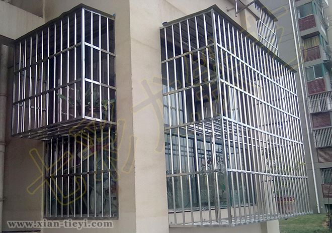 突出式柵欄型不銹鋼護窗