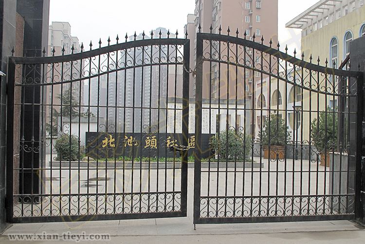 北池頭社區鐵藝大門