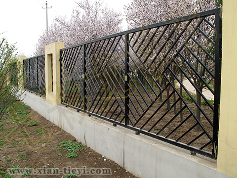 西北金屬物流工業園圍欄_2