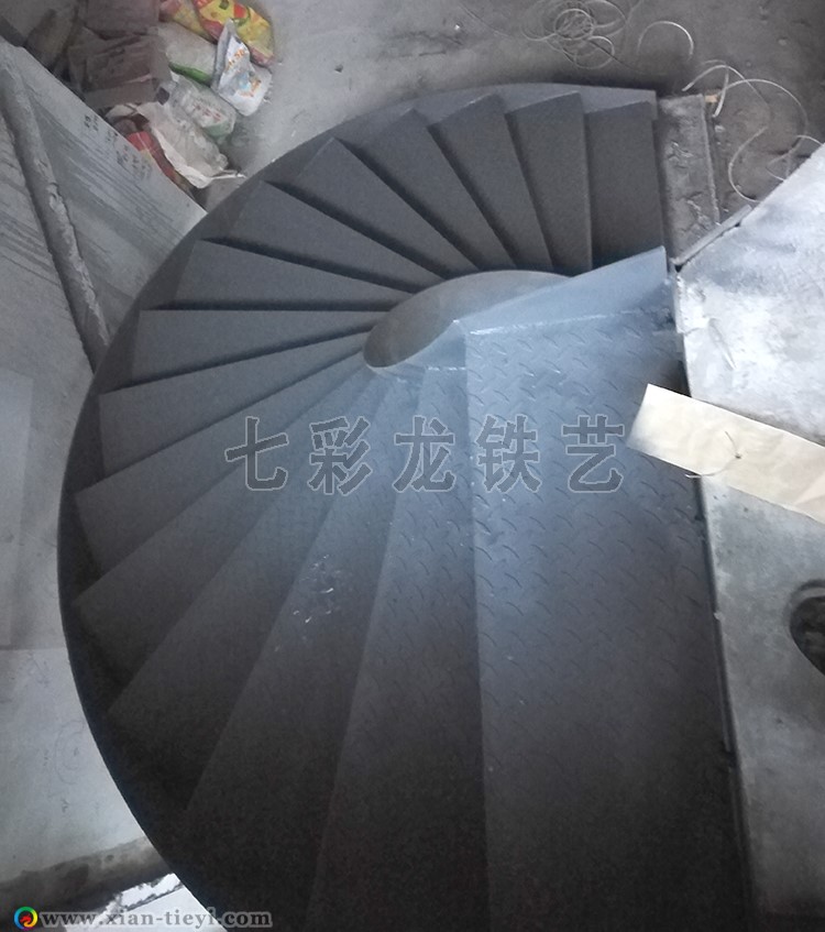 曲江大城鋼構板式弧形樓梯_2