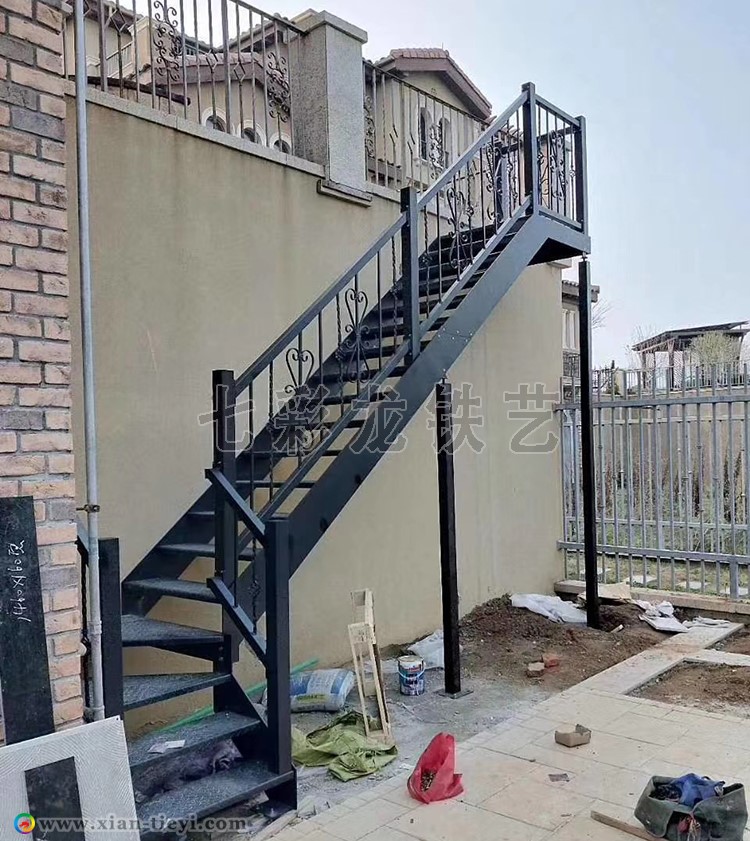 室外鋼結構板式直梯