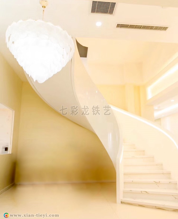 商洛市鋼構板式旋轉樓梯