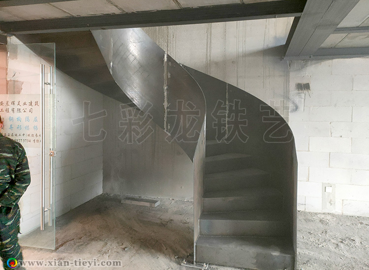 鋼結構高鋼板護欄旋轉螺旋樓梯弧形樓梯_1