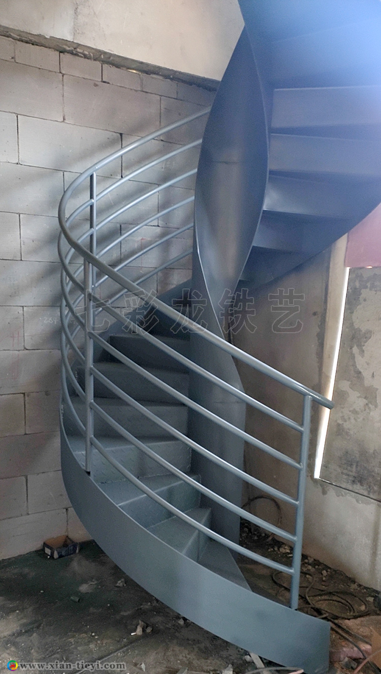 藍田縣自建房高護欄板式旋轉樓梯_2