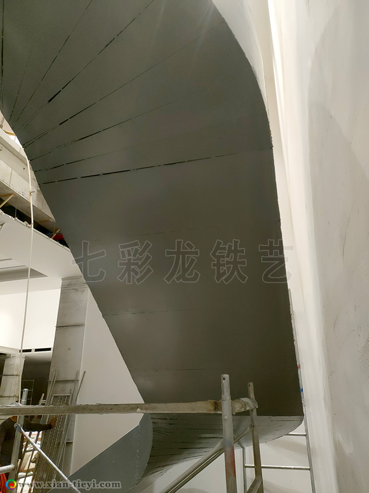 涇陽建工瀾庭溪谷售樓處箱型梁鋼構樓梯_5