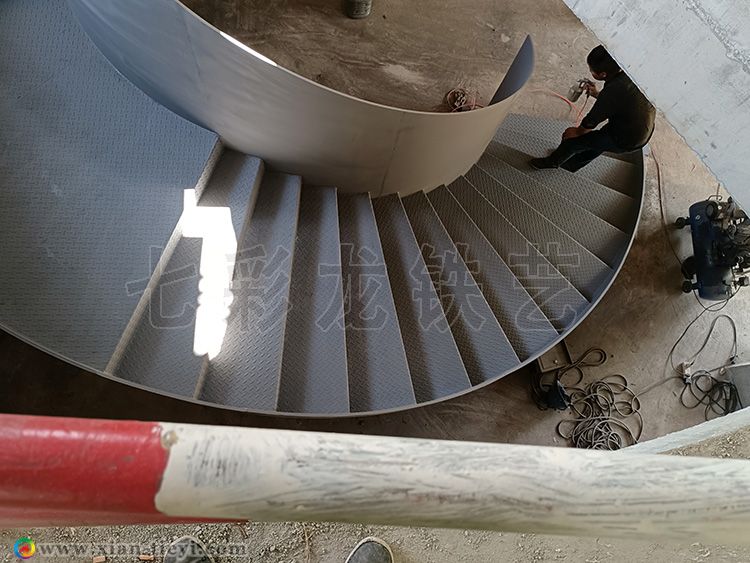 太白山售樓處鋼構旋轉樓梯_4