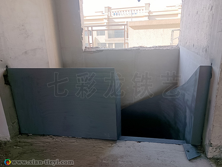 曲江大城室內鋼構螺旋梯_4