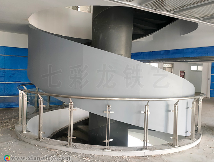 工業大學藝術樓鋼構旋梯_1