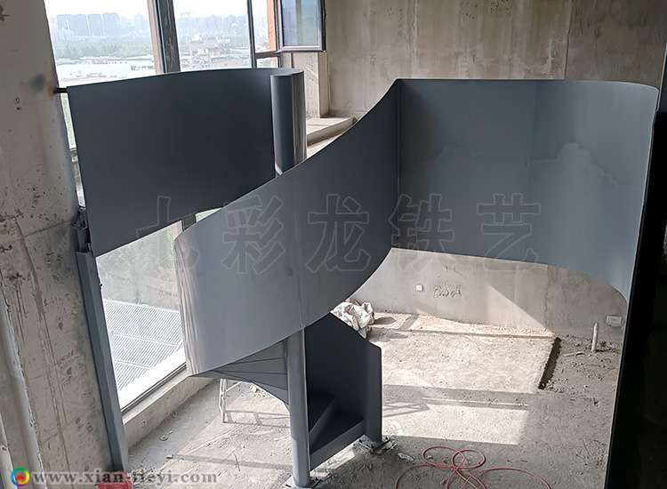 復地大華里鋼構中柱高欄旋梯_2
