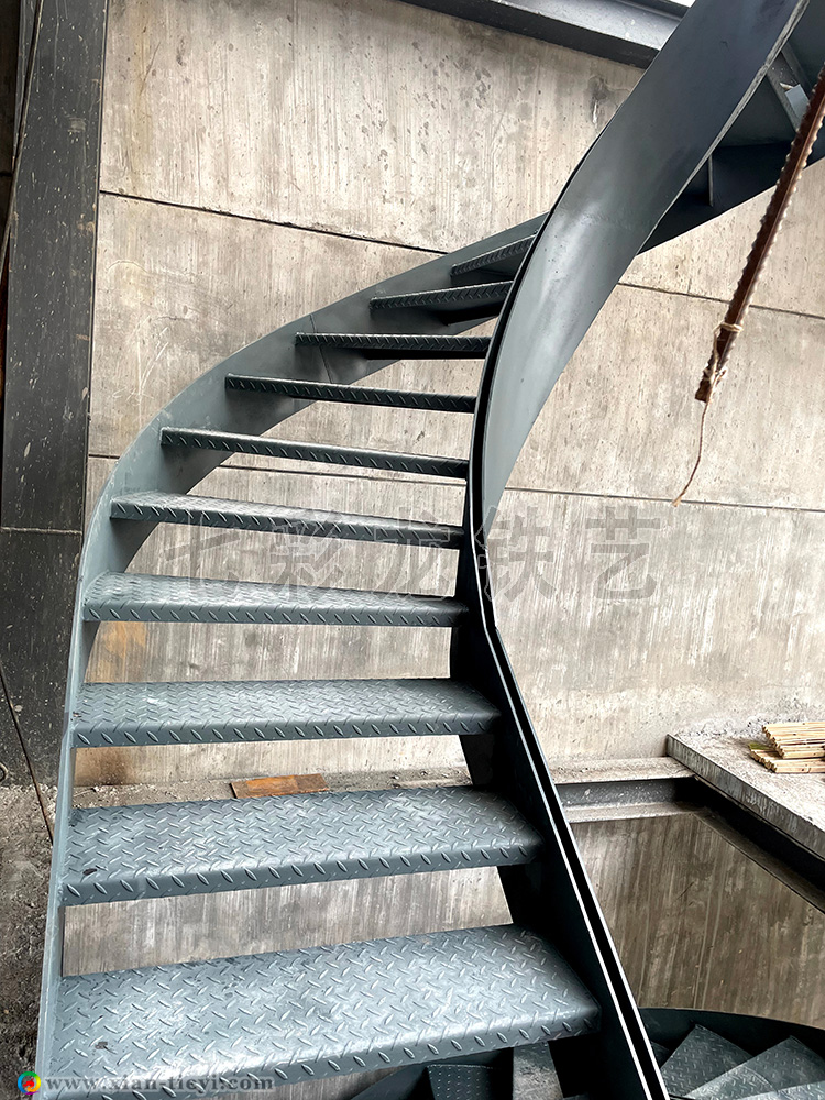 銅川耀州區自建房鋼構旋轉樓梯_4