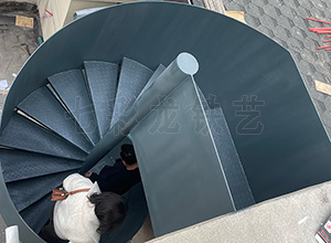 西安恒大御龍灣中柱高欄鋼構旋梯