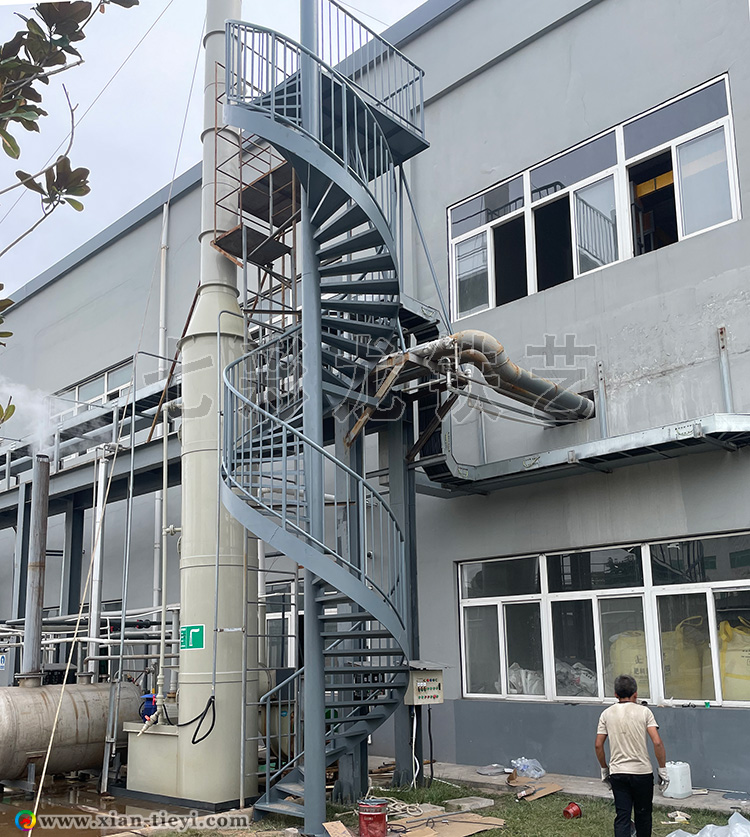 寶雞寶化公司中柱旋轉樓梯_2
