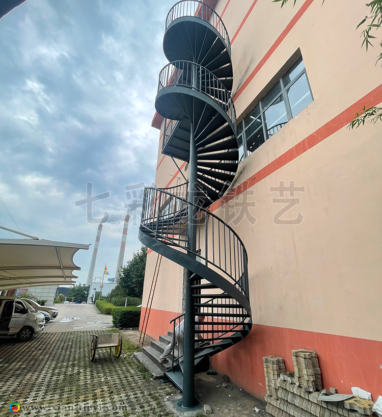 銅川秦瀚公司中柱旋轉樓梯_5