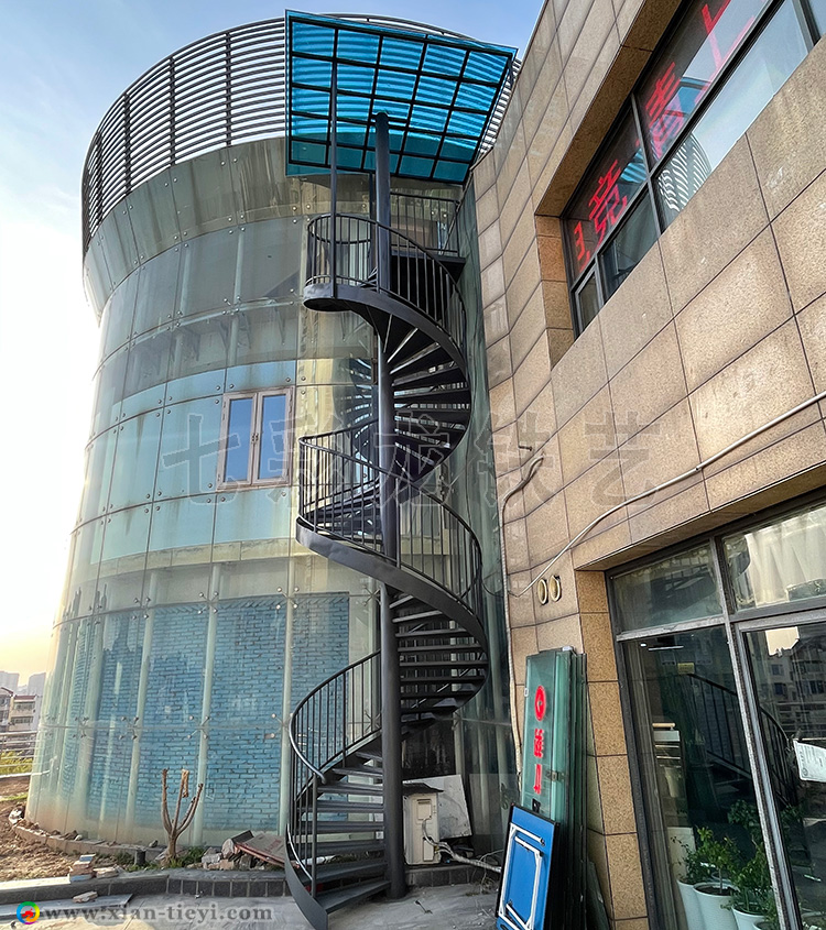 新東方城市商業公園中柱旋轉樓梯_3